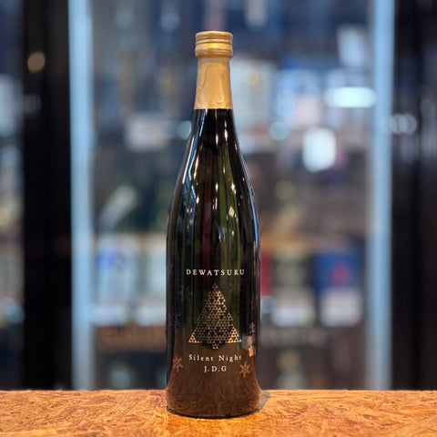 秋田清酒　出羽鶴　純米大吟醸生　Silent Night 720ml